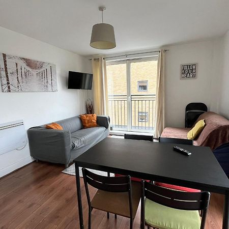 Bai Amazing 5 Sleeper Flat In London Zone 2 Apartment Exterior photo